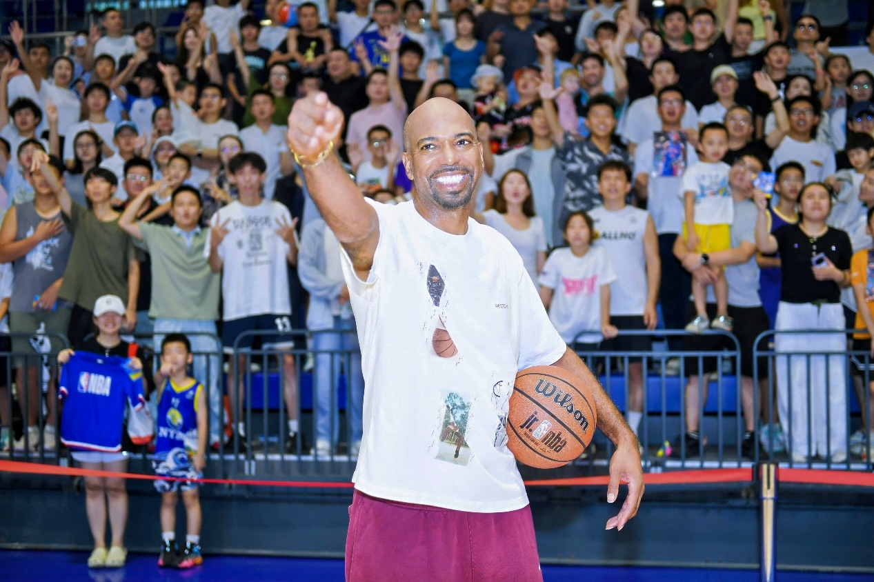 NBA传奇球星“面具侠”理查德·汉密尔顿